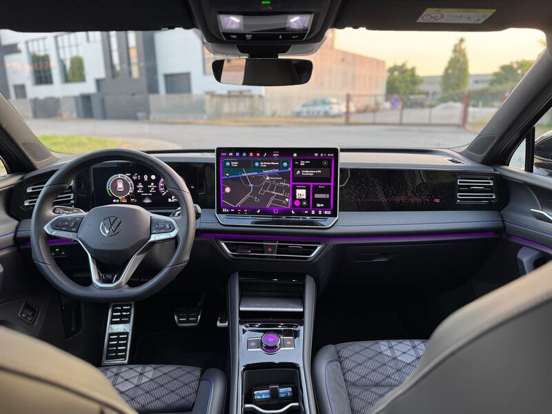 Volkswagen Tiguan eHybrid: guarda la gallery del nuovo SUV ibrido 16