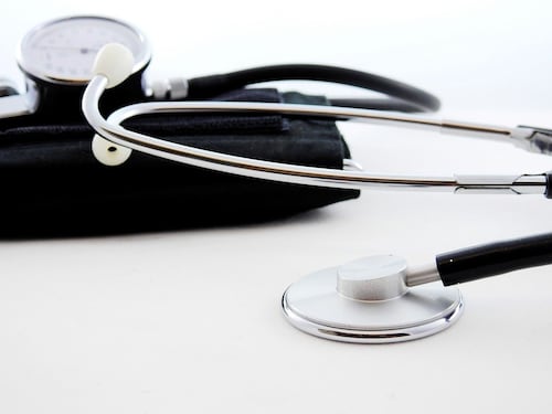 Fibrosi polmonare idiopatica, cos'è e come si manifesta