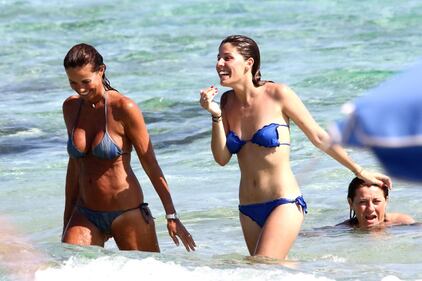 Cristina Parodi, topless a Formentera 18