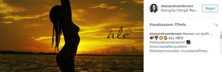 Alessandra Ambrosio completamente nuda in spiaggia 2