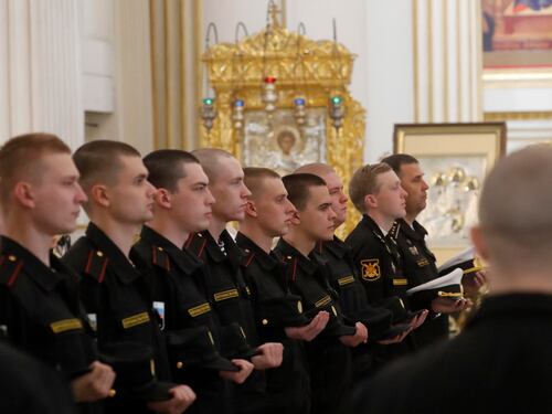Impossibile lasciare la Russia: l'app di Putin per mandare la gente al fronte