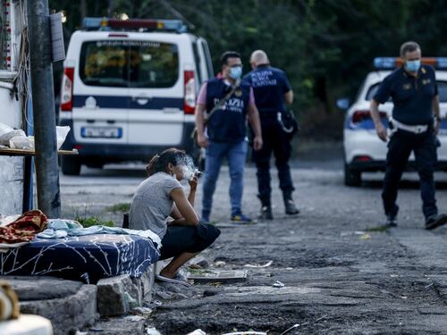 Anziano non può tornare a casa sua: è stata occupata da una rom