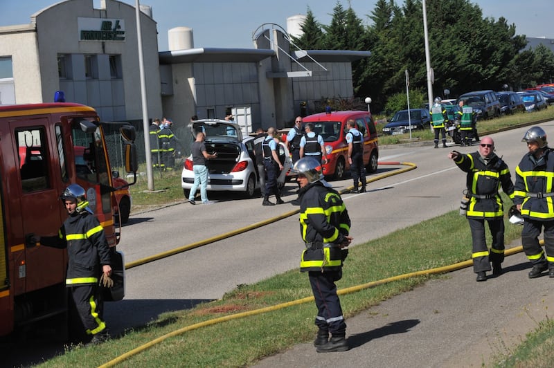 Francia, attentatori in fabbrica 4