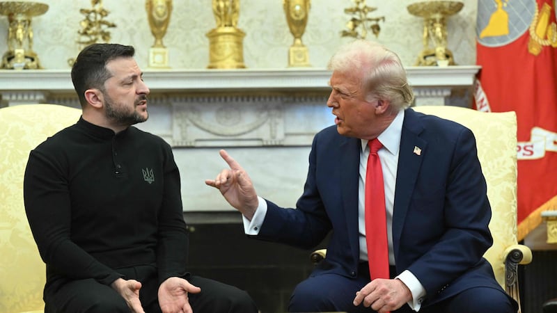 Zelensky sfida l’ira di Trump. E Musk lo gela: “Se ne vada”