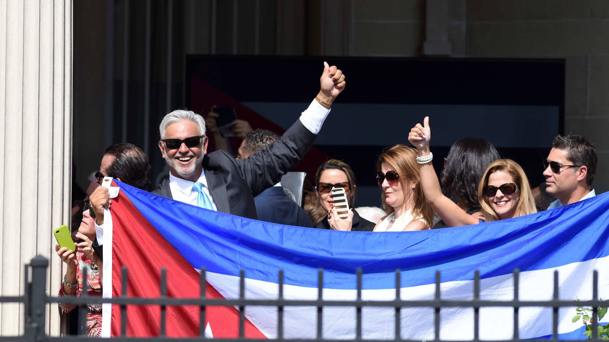 Usa-Cuba, pace continua: riaprono le due ambasciate