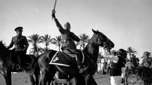 La marcia su Roma? Solo dimostrativa A contare davvero fu la trama politica tessuta da Mussolini