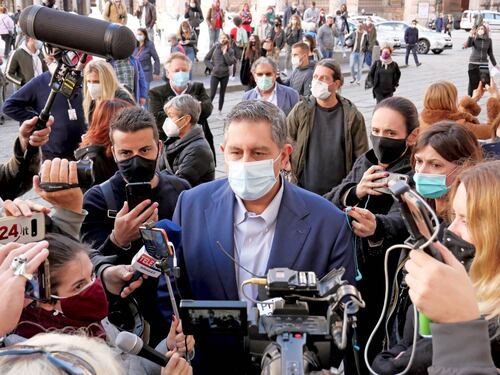 Alto Adige, boom di casi: si dichiara "zona rossa". I medici: lockdown totale
