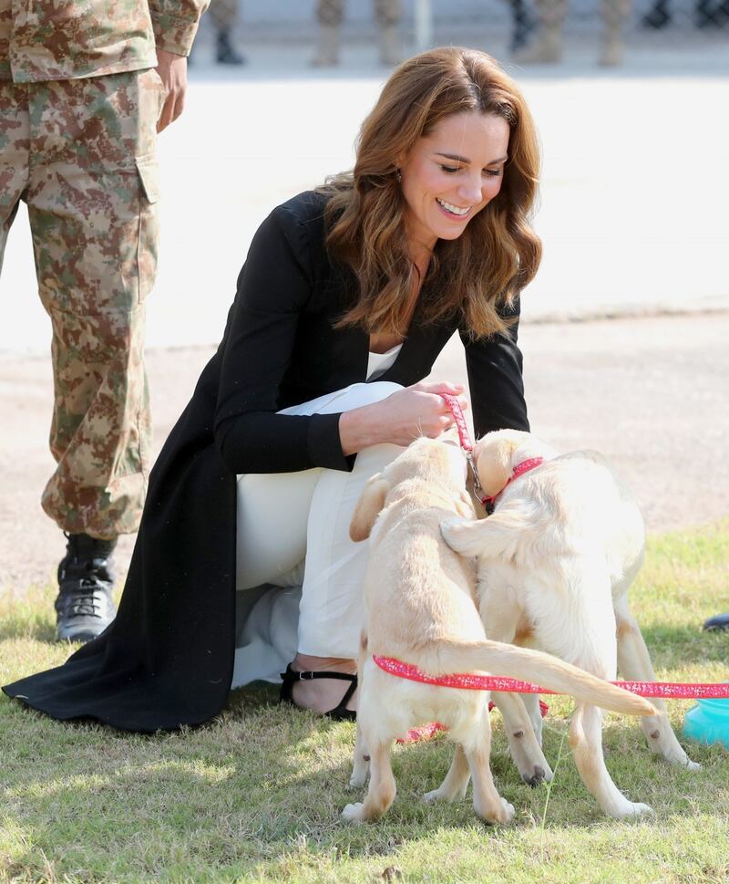 William e Kate al Centro di Addestramento per cani anti-mine 4