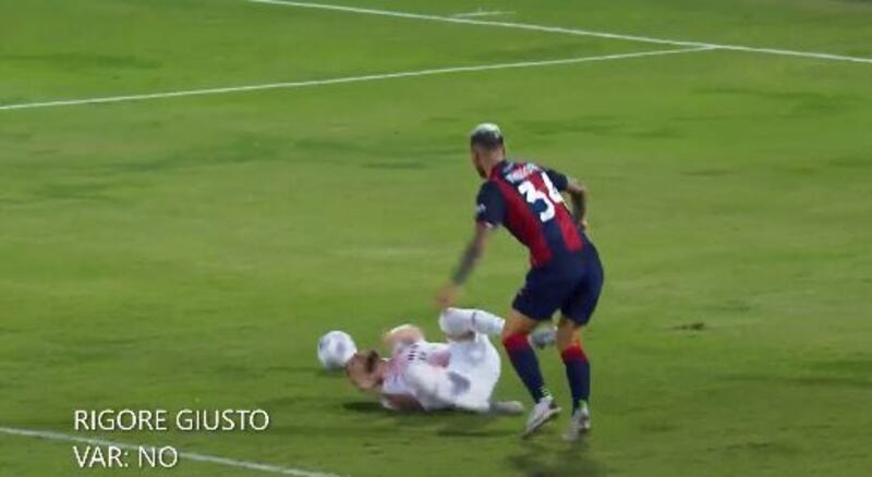 Fallo su Rebic Crotone-Milan 2020-2021