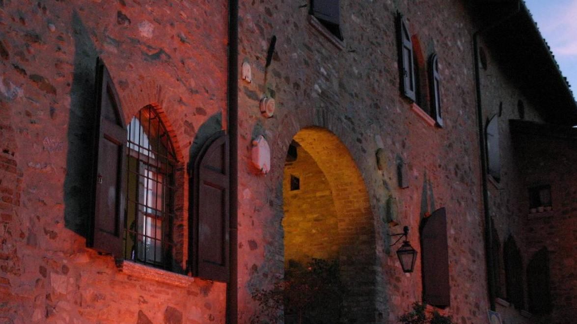Teatro popolare in villa per l'ultima luna d'estate