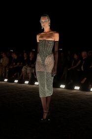 Daniel Roseberry riscrive la storia dell'alta moda per Schiaparelli 10