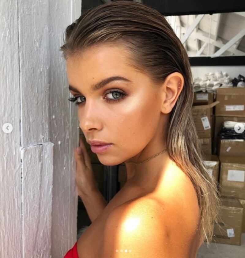 Kristina Mendonca, le immagini più sexy 8
