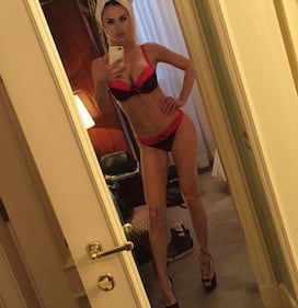 Antonella Mosetti provocante su Instagram  12
