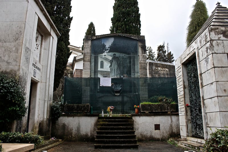 Claretta Petacci: adesso anche il suo mausoleo rischia la demolizione 2