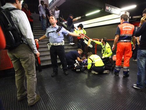 Metro Milano, passeggeri bloccati in galleria