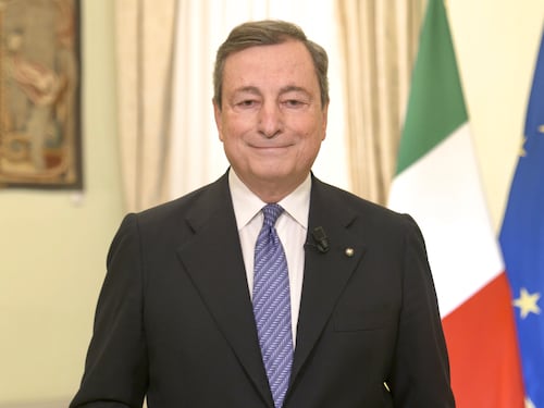 Pasqua in lockdown e stop alle zone gialle. Stretta sulle visite ad amici e parenti. E la scuola non riapre.