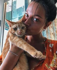 Oriana Sabatini, la compagna di Dybala, sexy su Instagram 9