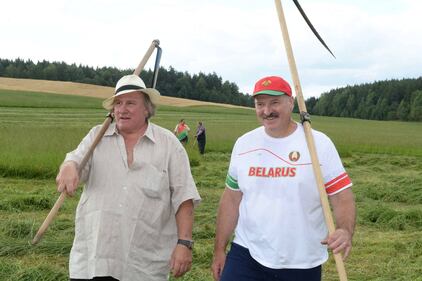 In Bielorussia vita agreste per Depardieu 2