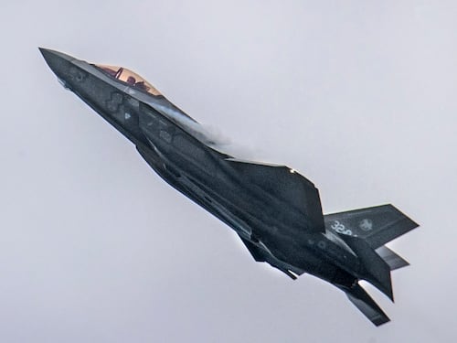 I nostri F-35 in missione in Estonia per garantire la "polizia aerea" Nato
