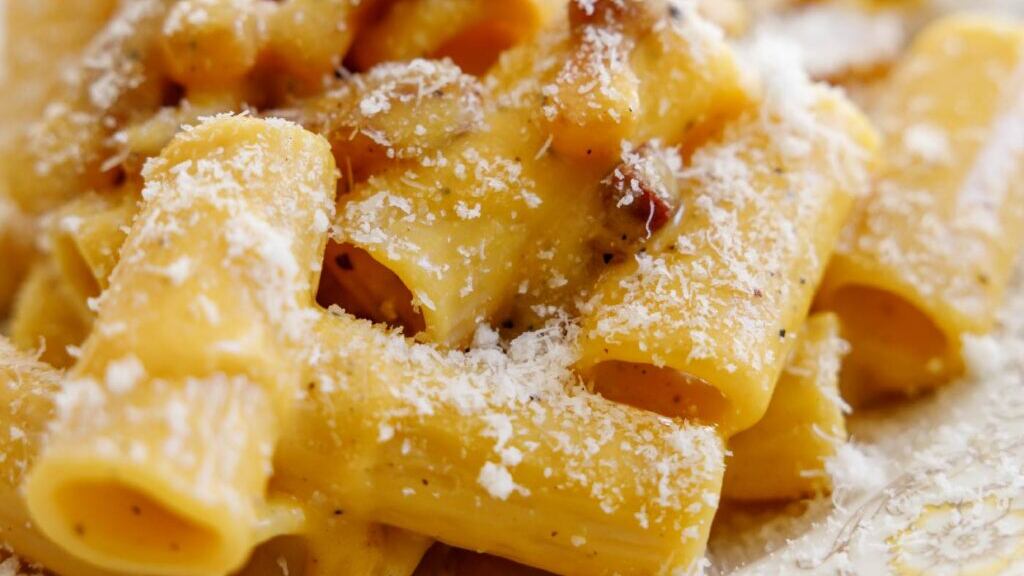 Tutta la verità sulla Carbonara. La ricetta che spacca l'Italia