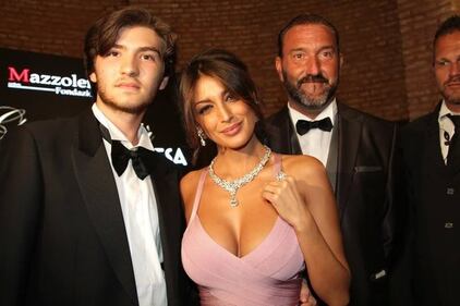 Cristina Buccino, bikini sexy per ricordare l'estate 2