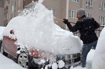 In Turchia la prima neve gioca con la storia 5