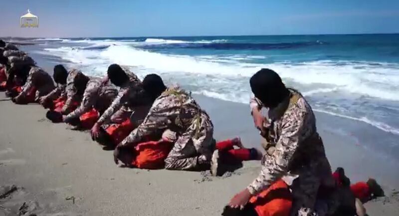 Così l'Isis massacra i cristiani 4