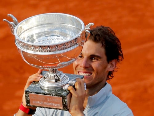 La nona di Nadal a Parigi: trionfo storico su Djokovic