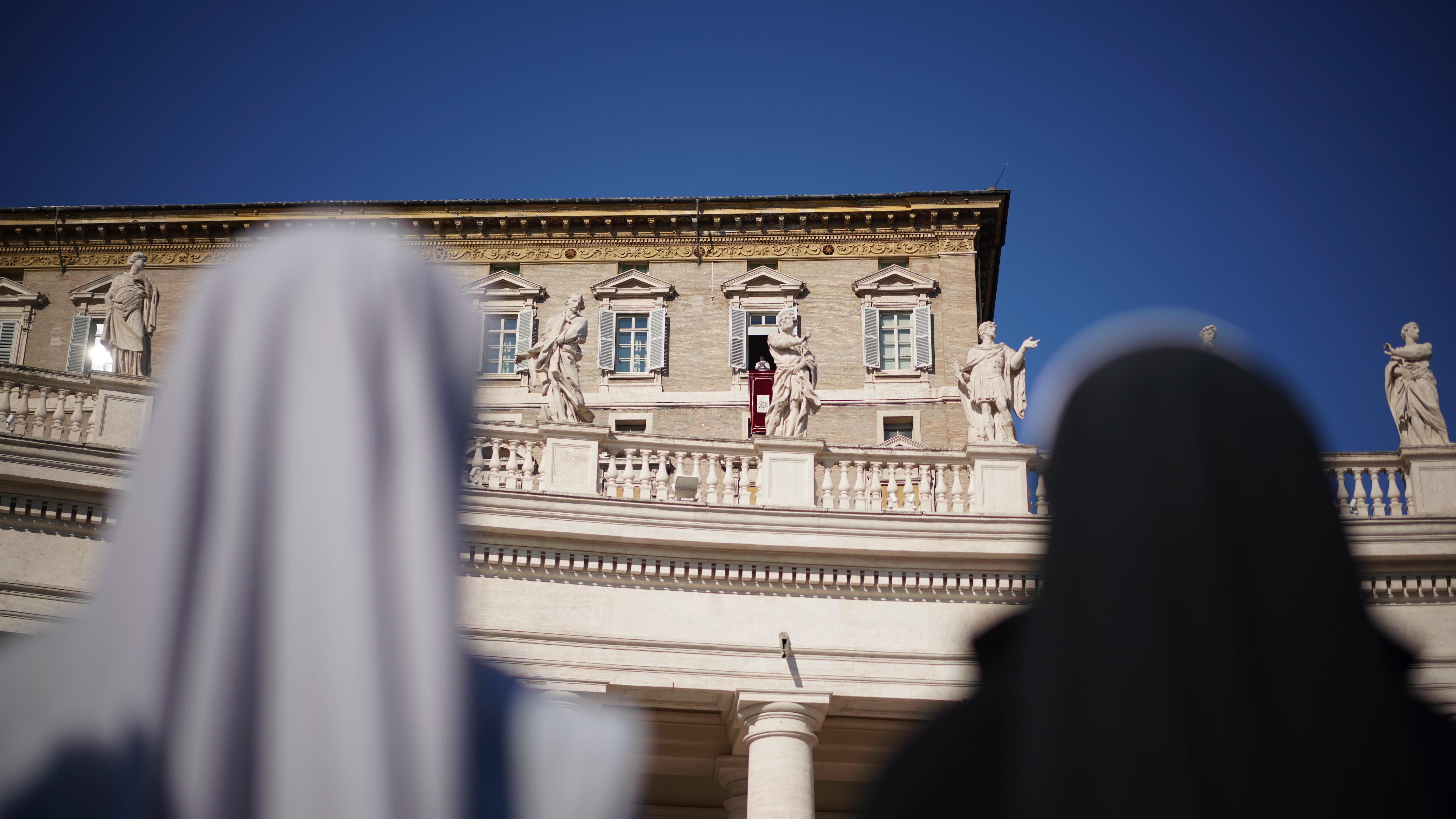 Abusi su minorenni, indagati 9 sacerdoti