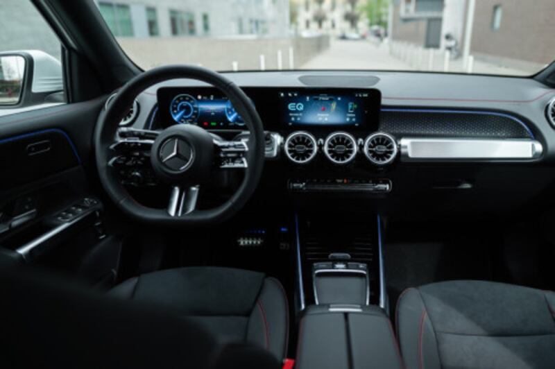 Mercedes-Benz EQB e GLB: guarda la gallery 3