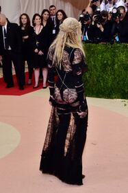Madonna al Met Gala 2016 12