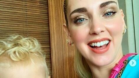 Chiara Ferragni, il dettaglio del selfie con Leone che non sfugge ai fan