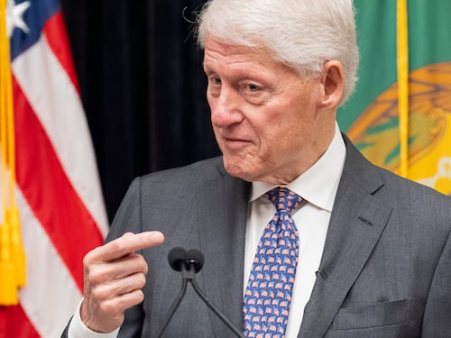Usa, l'ex presidente Clinton ricoverato con la febbre alta