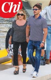 Pier Silvio Berlusconi in vacanza in Liguria con la famiglia 3