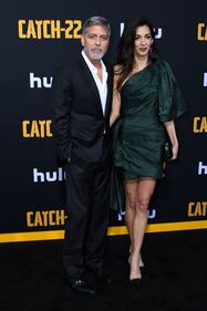 Heorge Clooney e Amal per la premier di "Catch-22"  8