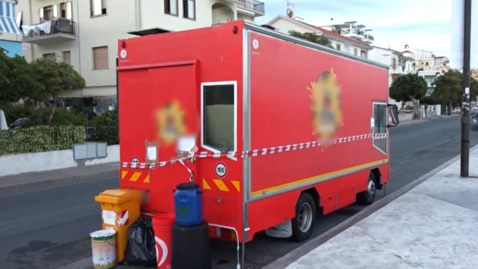 Botulino, 10 indagati e un nuovo ricovero. L'Iss: "Sul food truck più alimenti contaminati"