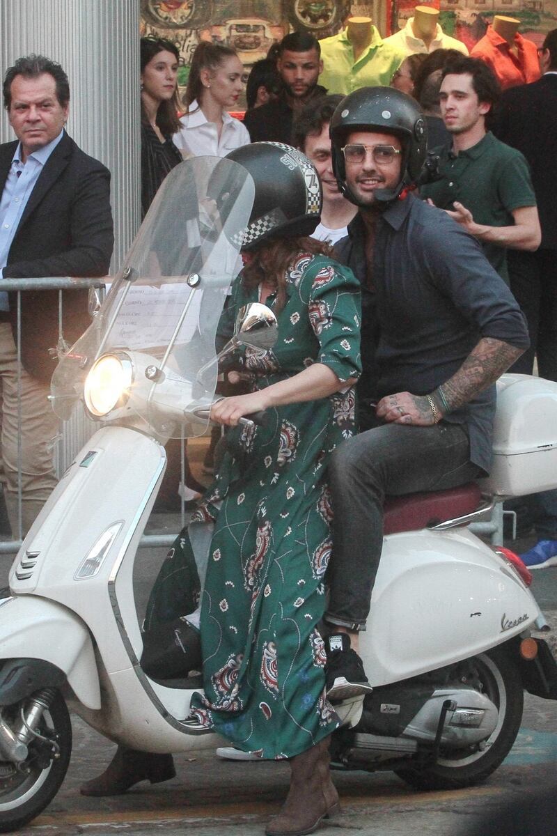 Fabrizio Corona a un party 9