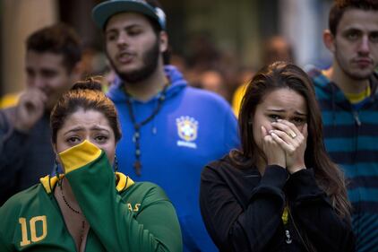 La disperazione dei tifosi brasiliani 4