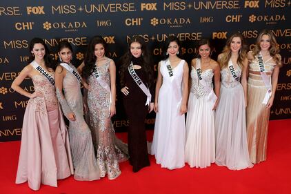 Miss Universo, lo spettacolo dei costumi più belli 9