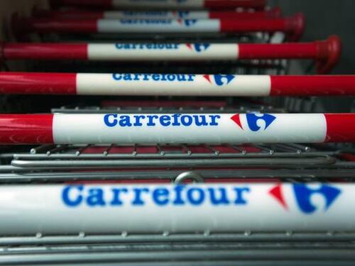 Ecco quanto costa agli italiani il flop dei supermercati francesi Carrefour e Auchan
