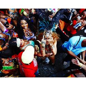 Rihanna: sexy al carnevale delle Barbados 11