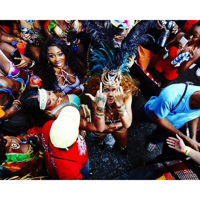 Rihanna: sexy al carnevale delle Barbados 11