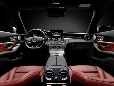 Berlina media? Mercedes C 2014 è quasi un'ammiraglia 10