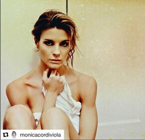 Martina Colombari: bollente con l'asciugamano 2