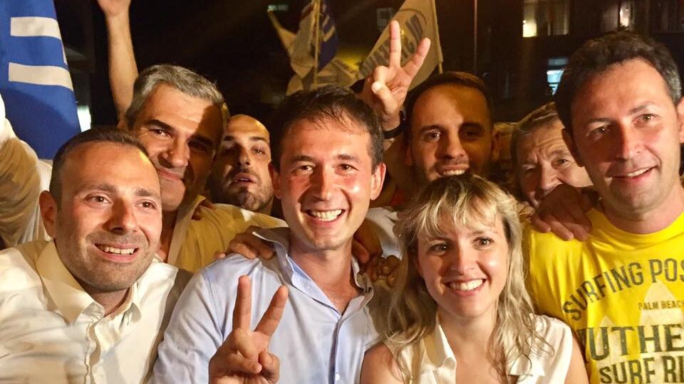 Bandiera azzurra a Sesto, cade la Stalingrado rossa
