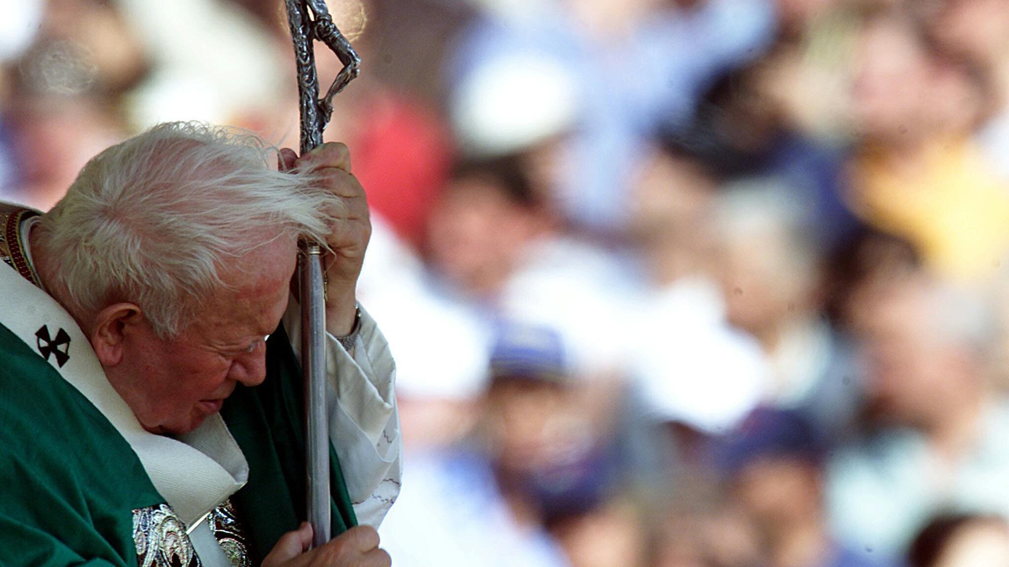 "Non abbiate paura": un ritratto di Papa Wojtyla