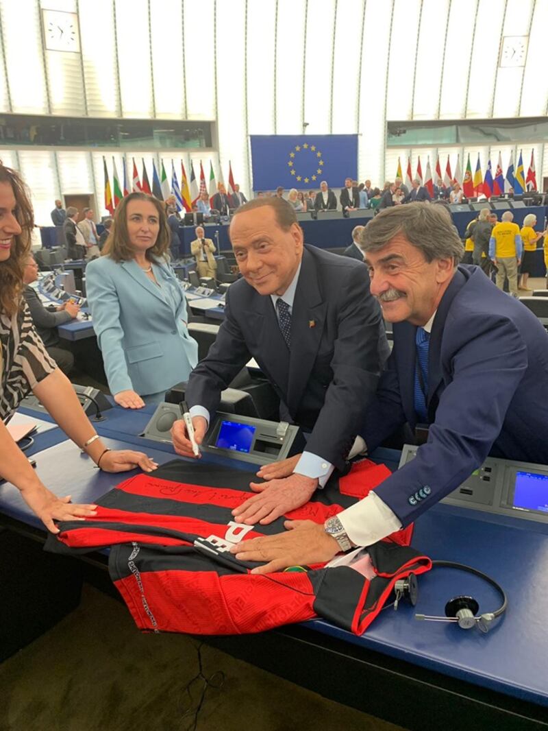 Berlusconi a Strasburgo 1