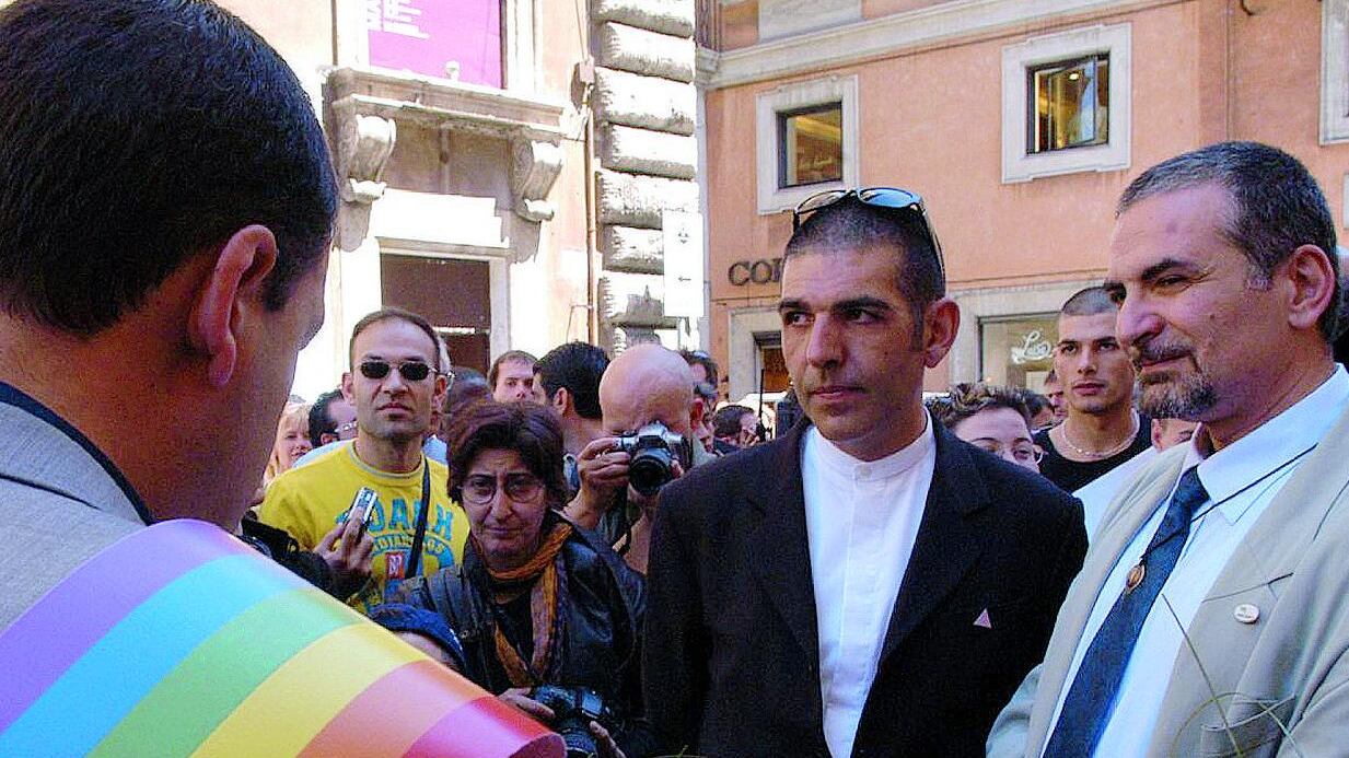 Quel sì alle coppie gay è un segnale alla Chiesa