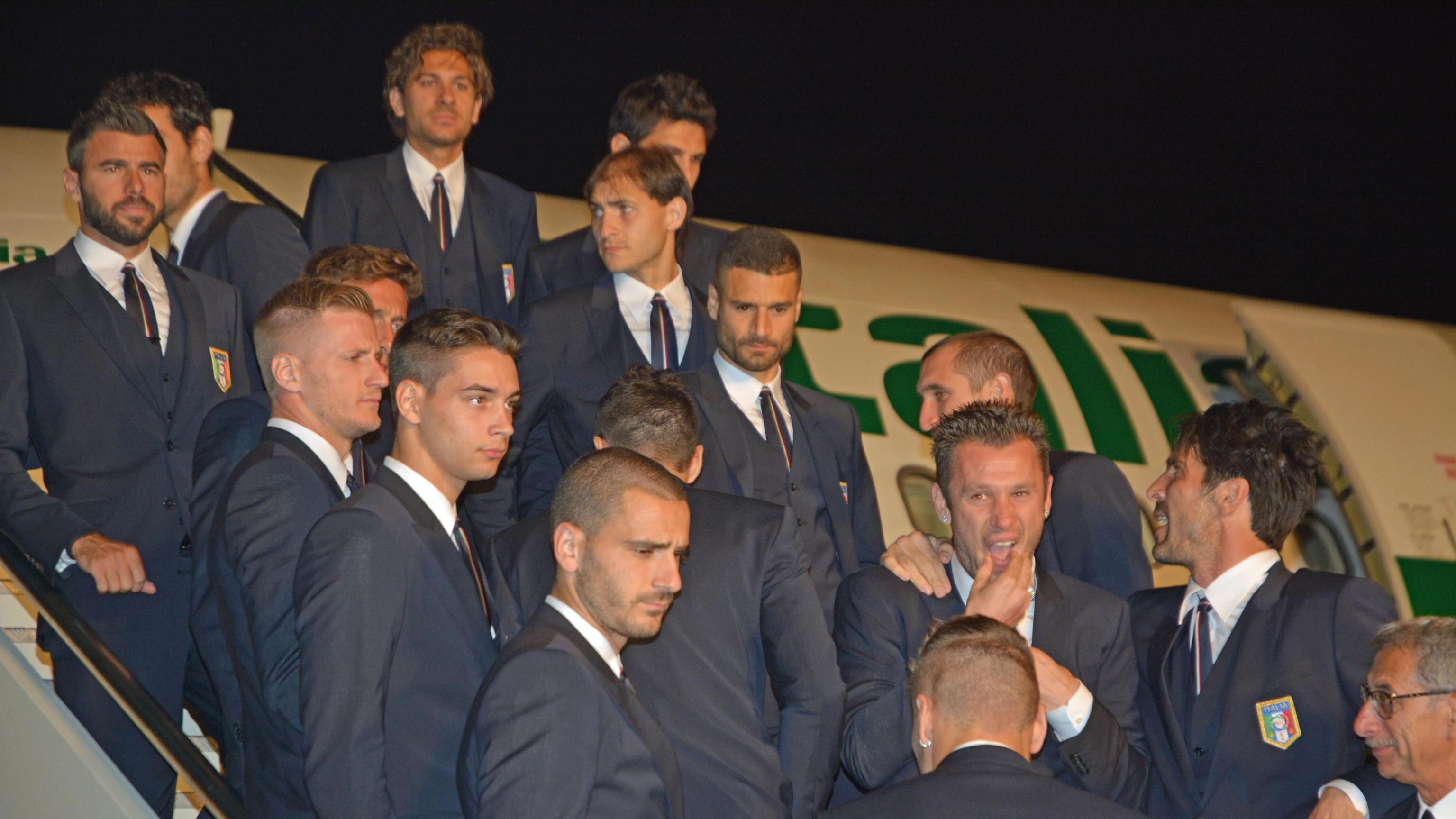Difesa, centrocampo e gioco i guai nella valigia di Prandelli