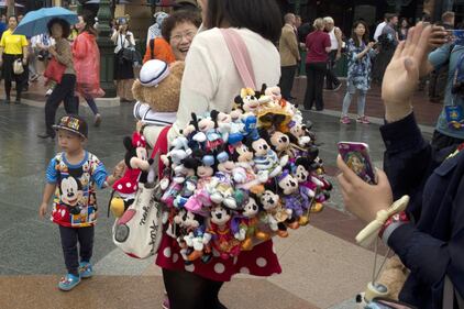 Shangai, apre il primo Disneyland cinese  11